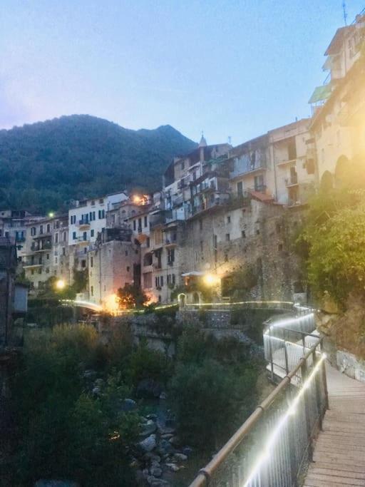 Апартаменти Casa Bertagna Rocchetta Nervina Екстер'єр фото